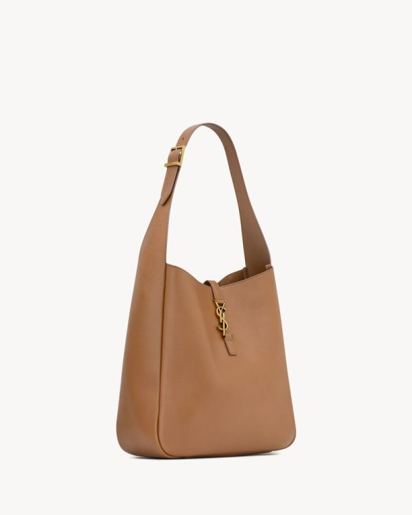 YSL LE 5 À 7 SUPPLE LARGE IN GRAINED FOX BAG