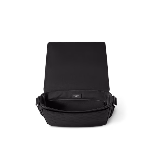 louis-vuitton-district-pm--N42711_PM1